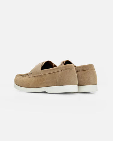 Crafted for Confidence: Elite Velvet & Leather Loafers